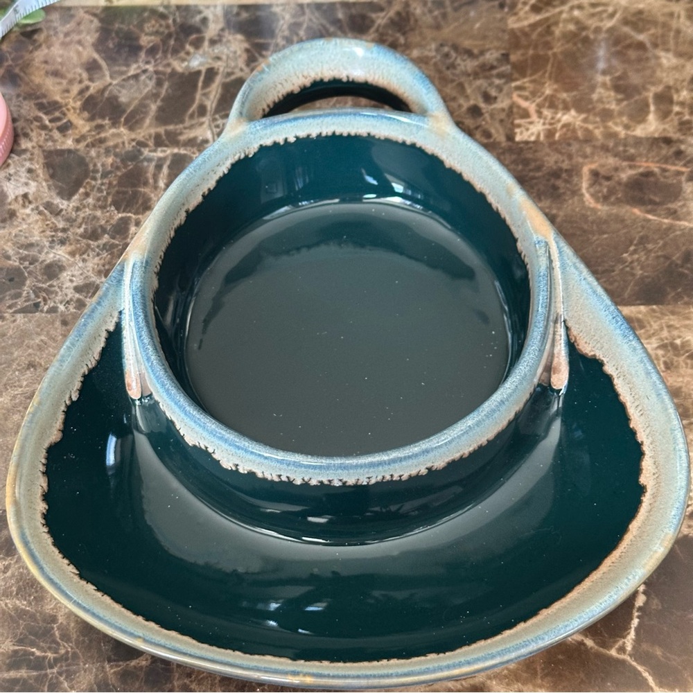 LTD Commodities Teal Ceramic Soup And Cracker Bowl NWOT